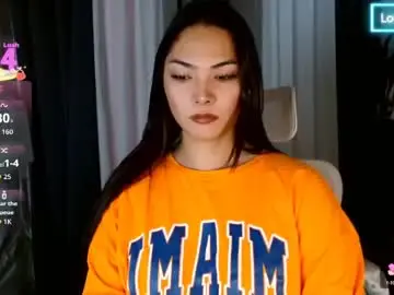 Sweetiefox1  live sex cam