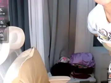 Sweetiefox1  live sex cam