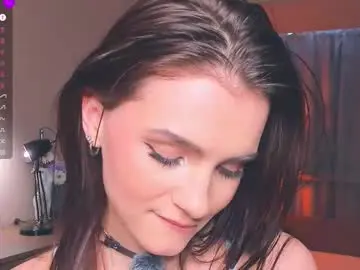 Synne_glows  live sex cam