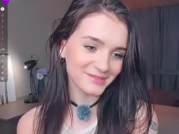 Synne_glows  live sex cam