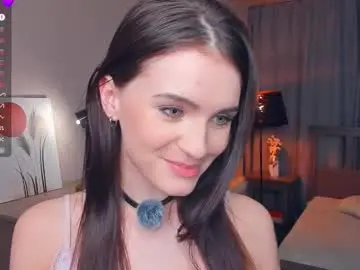 Synne_glows  live sex cam