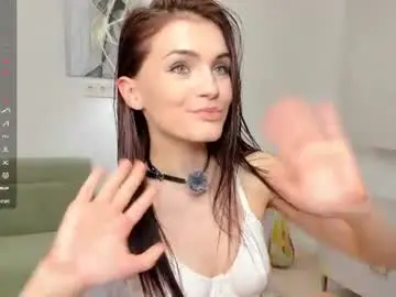 Synne_glows  live sex cam