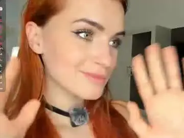 Synne_glows  live sex cam
