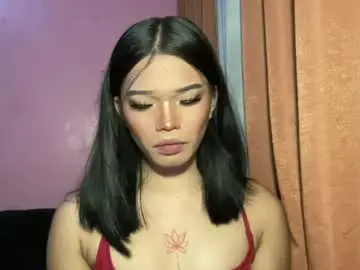 Tiaragodhere  live sex cam