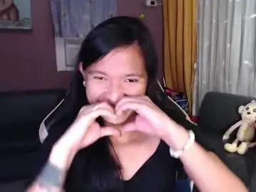 Urasian_newra  live sex cam