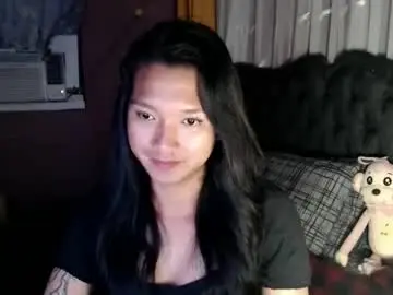 Urasian_newra  live sex cam