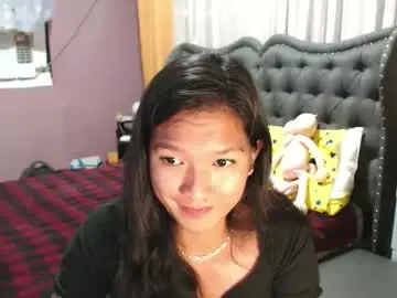 Urasian_newra  live sex cam