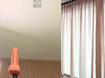 8_molly_8  live sex cam