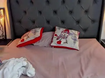 Angelinemore  live sex cam