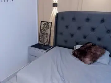 Angelinemore  live sex cam