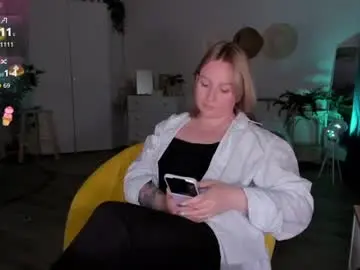 Bananarum  live sex cam