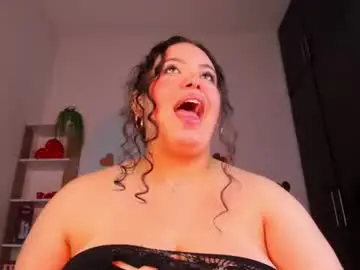 Blair_curvy  live sex cam