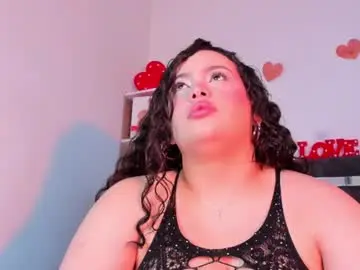 Blair_curvy  live sex cam