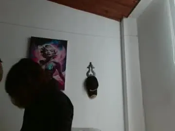 Crystal_starx  live sex cam