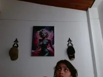 Crystal_starx  live sex cam