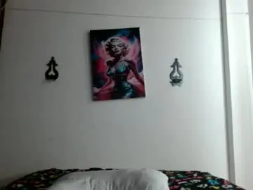 Crystal_starx  live sex cam
