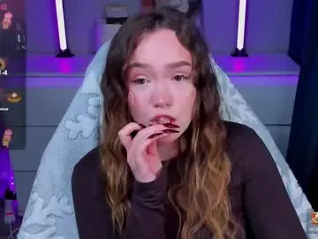 Hottease_pvt  live sex cam