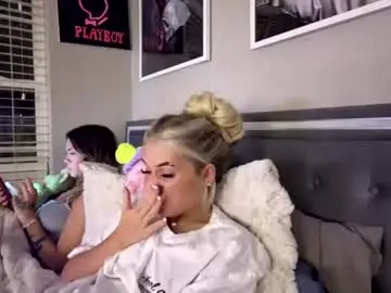 Joselinehickss  live sex cam
