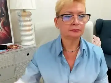 Luna_xfantasy  live sex cam