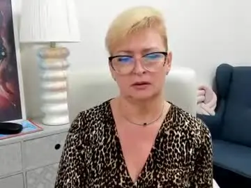 Luna_xfantasy  live sex cam