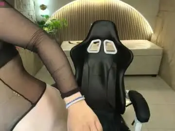 Melody_clum  live sex cam