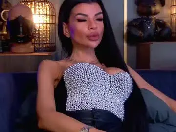 Mistresselenia  live sex cam