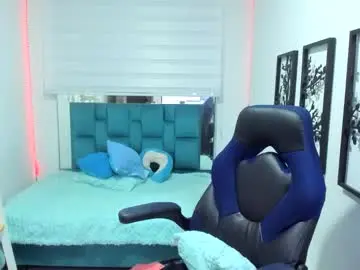 Naomy777_  live sex cam