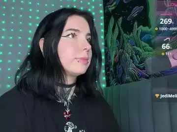 Vivi__squirrel  live sex cam