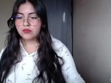 Alejandraa_33  live sex cam
