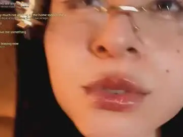 Angelinepossy  live sex cam