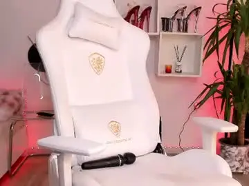Anyssyahoot  live sex cam
