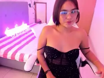 Bella_jadee  live sex cam