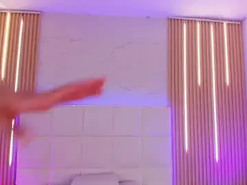 Gigithegoat  live sex cam
