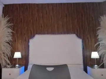Gigithegoat  live sex cam