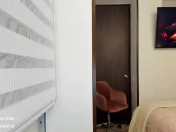 Isabelhills  live sex cam