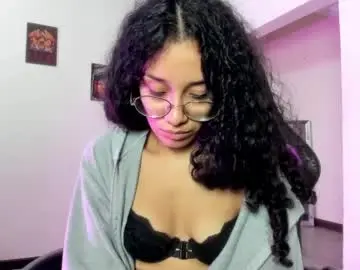 Isis_black_  live sex cam