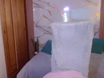 Kittycatw  live sex cam