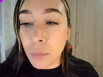 Leahtemptation  live sex cam