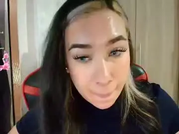 Leahtemptation  live sex cam