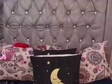 Lila_gummy_  live sex cam