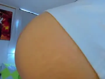 Lisa_gerrard_  live sex cam