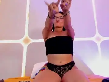 Lunaariass  live sex cam