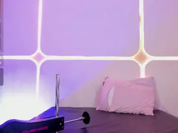 Lunaariass  live sex cam