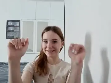 Lynnachaplen  live sex cam