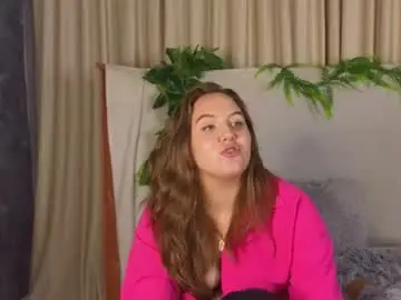 Missbadtiming  live sex cam