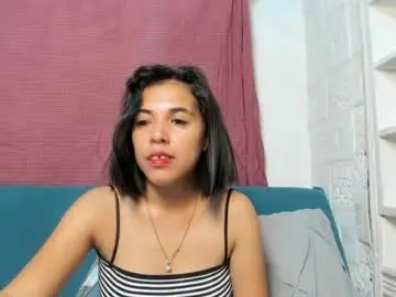 Petite_pinay8  live sex cam