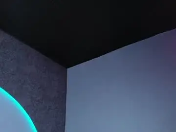 Reiinachloe  live sex cam