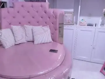 Sophia_diamond_  live sex cam
