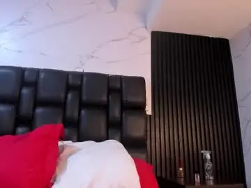 Aurorabon  live sex cam