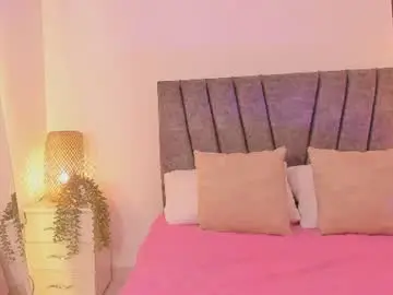 Carolaynee  live sex cam